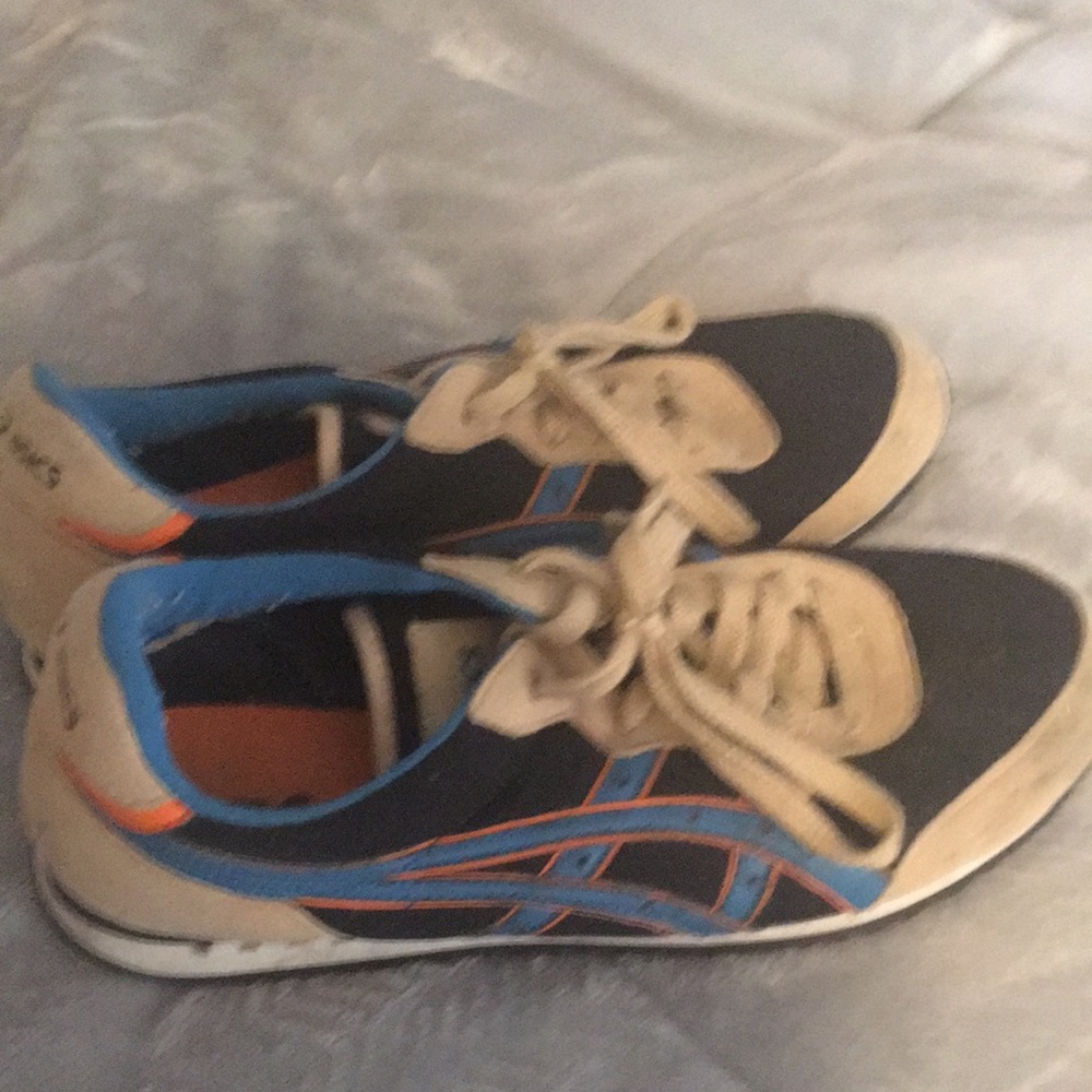 ASICS